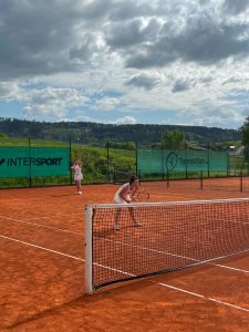 Damen 2 Spieltag 18. Mai Doppel Gloria und Leonie